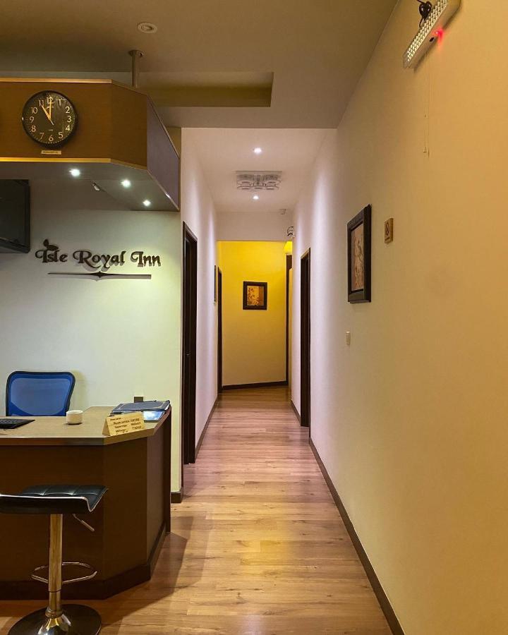 Isle Royal Inn Fuvahmulah Bagian luar foto
