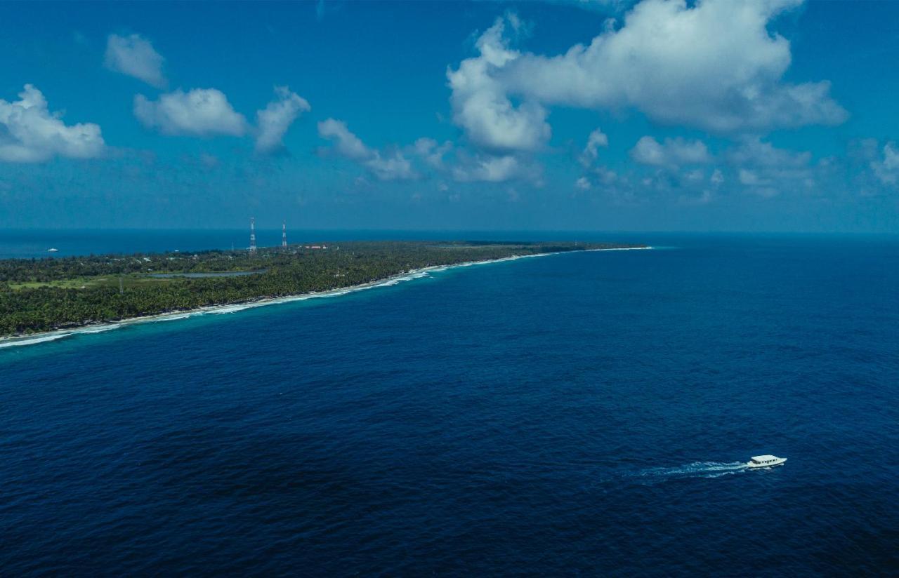 Isle Royal Inn Fuvahmulah Bagian luar foto