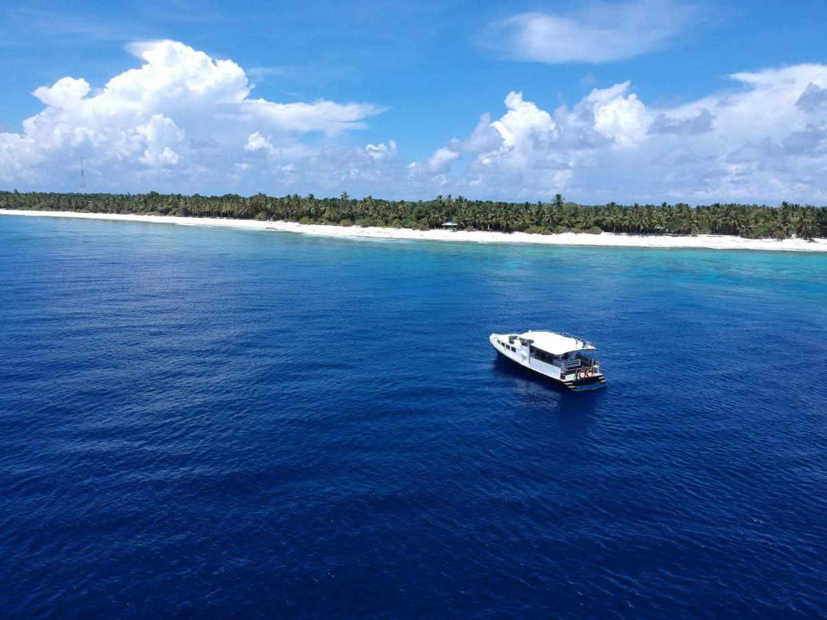 Isle Royal Inn Fuvahmulah Bagian luar foto